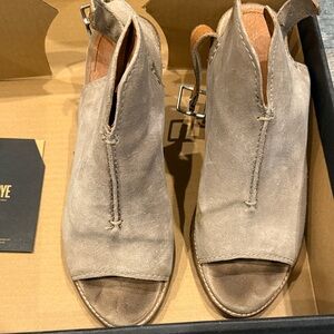 Frye Women's Taupe Peep-Toe Mules
